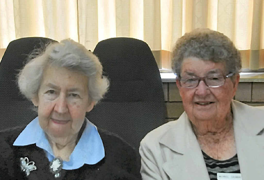 Joyce Porteous (left) and Muriel Gambie enjoy the morning tea provided by Evenglow. Joyce Porteous (left) and Muriel Gambie enjoy the morning tea provided by Evenglow.